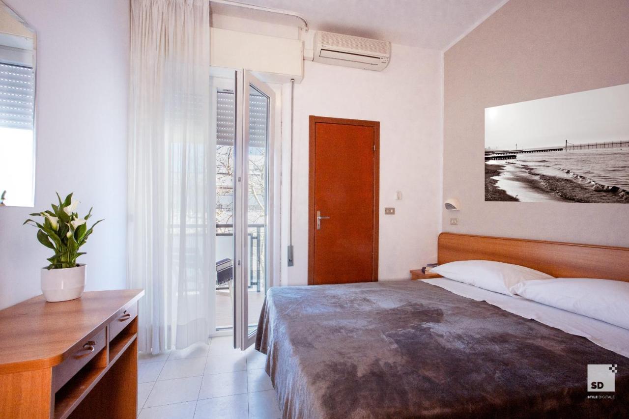 Hotel Fattori เชเซนาติโก ภายนอก รูปภาพ
