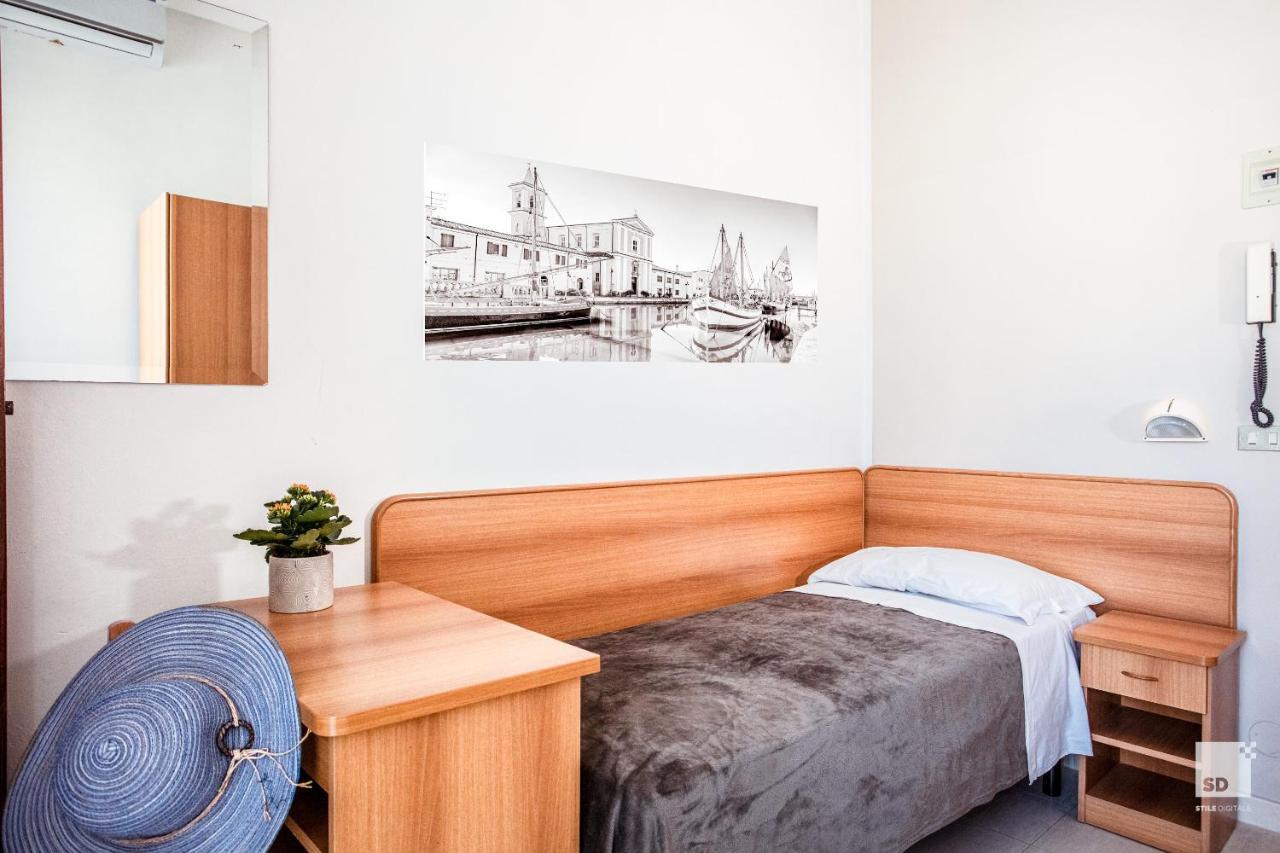 Hotel Fattori เชเซนาติโก ภายนอก รูปภาพ