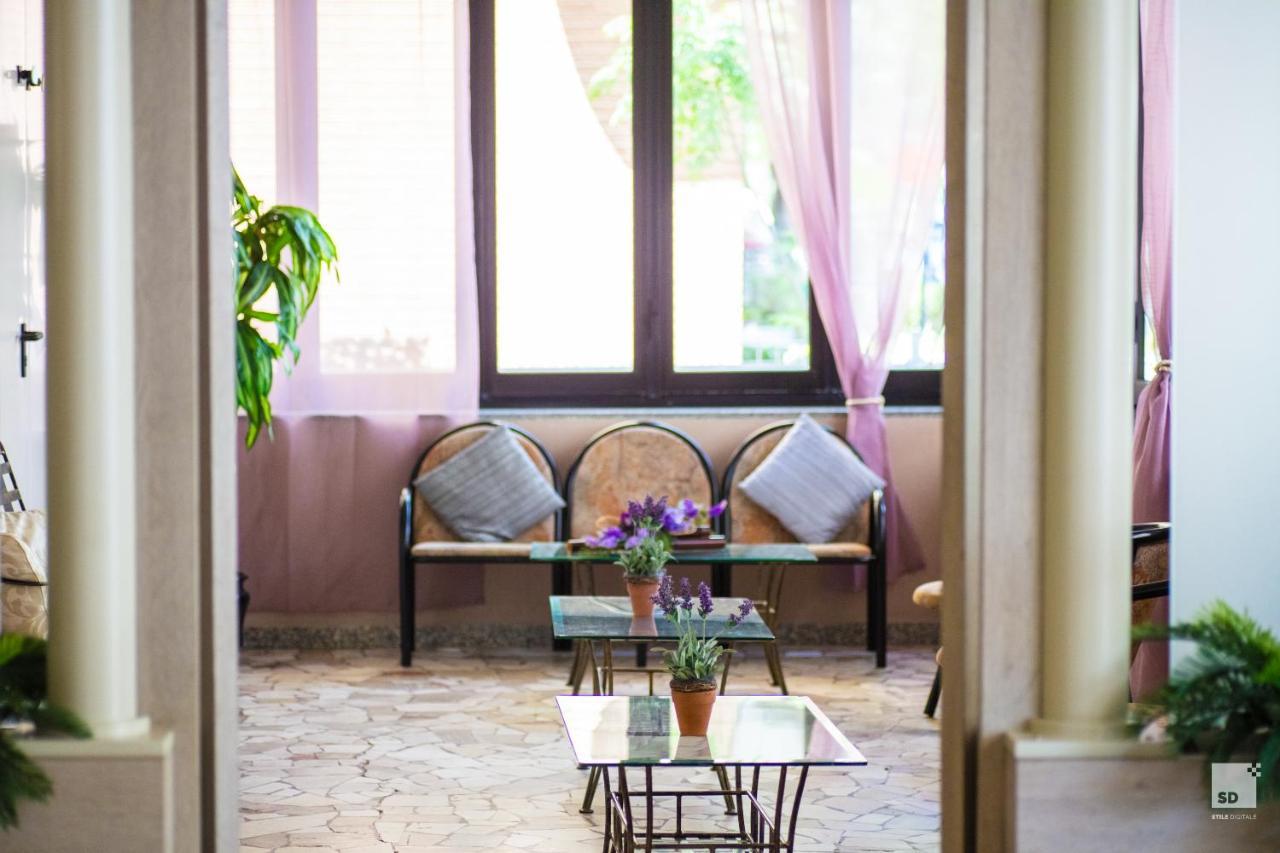 Hotel Fattori เชเซนาติโก ภายนอก รูปภาพ