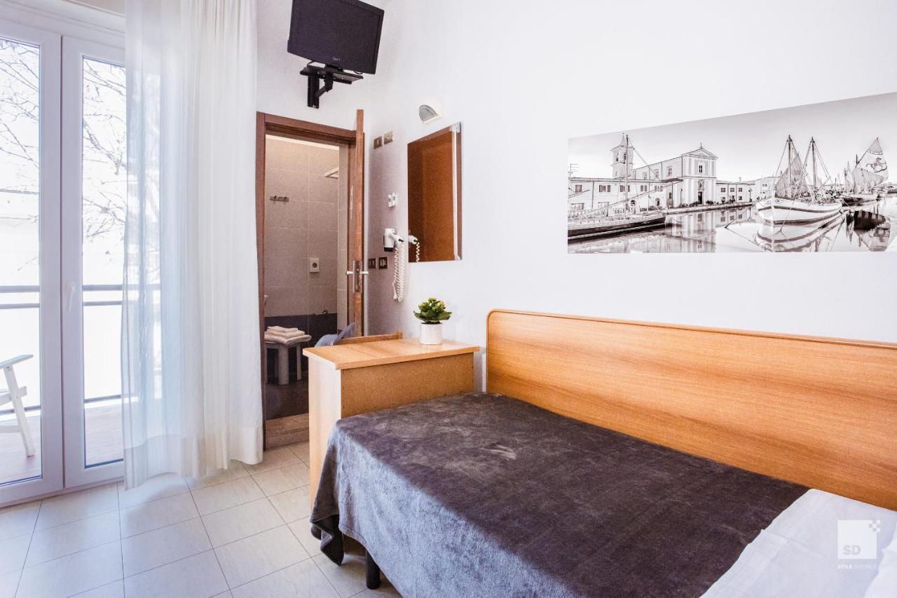 Hotel Fattori เชเซนาติโก ภายนอก รูปภาพ