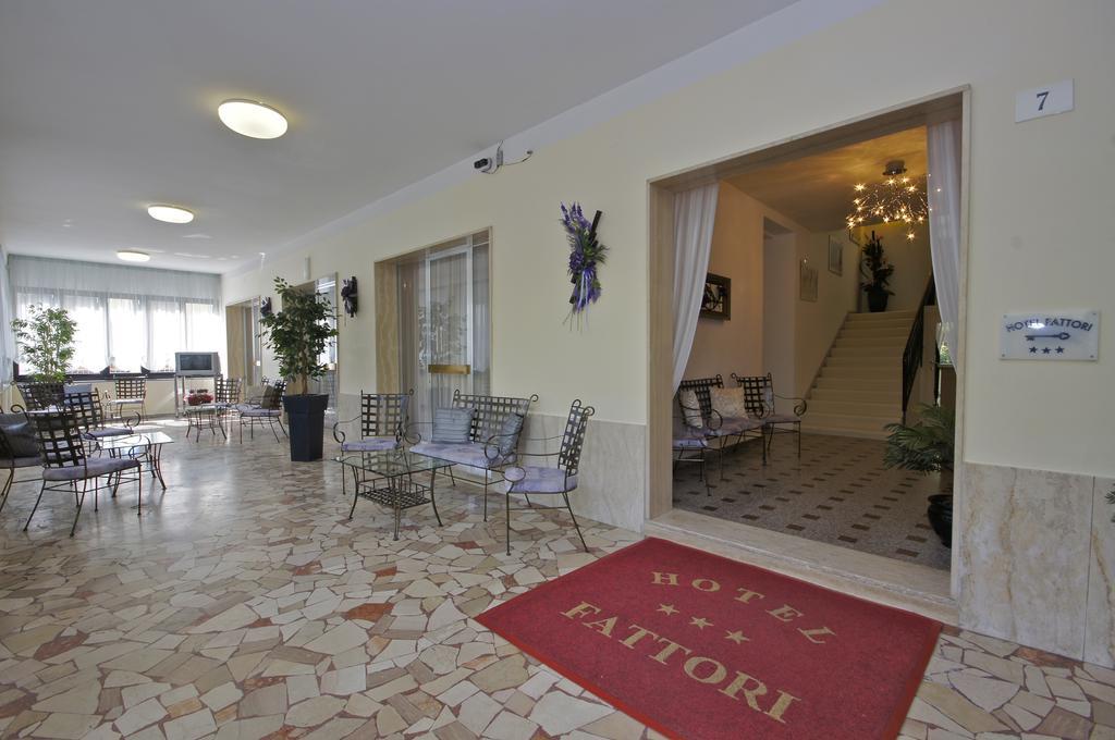Hotel Fattori เชเซนาติโก ภายนอก รูปภาพ